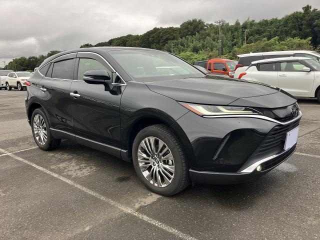 2022 Toyota Harrier Z Leather Package User Trade-in Panoramic Roof 12.3-inch Navigation RCC Genuine Aluminum