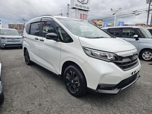 2024 Honda Freed Hybrid HV Closter Black S ★ 4WD ★ Genuine 9-inch Navi ★ Front and Rear Drive Recorder ★ Heater ★ Engine Starter