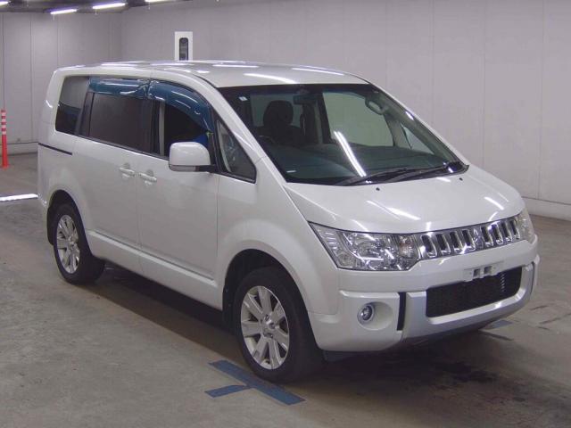 2018 Mitsubishi Delica D5 G Power Package