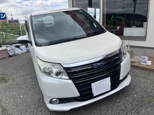 2014 Toyota NOAH Hybrid X