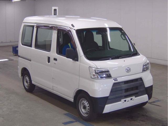 2020 Daihatsu Hijet Cargo Special SA?