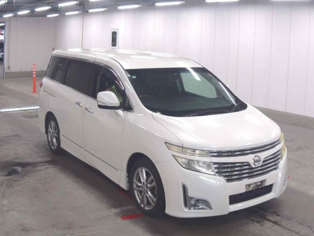 2011 Nissan Elgrand 350 Highway Star Premium