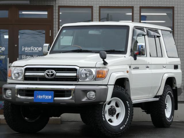 2015 Toyota LandCruiser 70 Van 30th Anniversary Limited Edition Front and Rear Differential Lock Van
