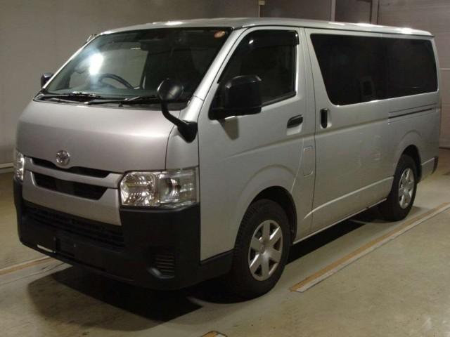 2022 Toyota Hiace Van DX