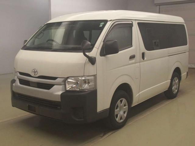 2021 Toyota Hiace Wagon DX 4WD