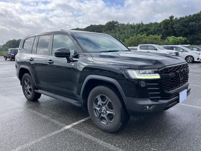 2023 Toyota LandCruiser GR Sport 4WD Cold Weather Package Moonroof Rear Enter JBL Panoramic View M