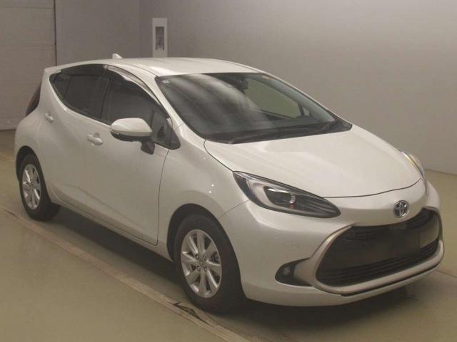 2021 Toyota AQUA Z Fukushisha