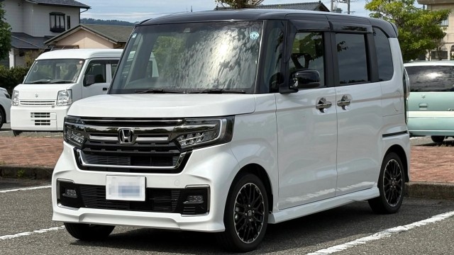 2022 Honda N BOX Custom L Turbo