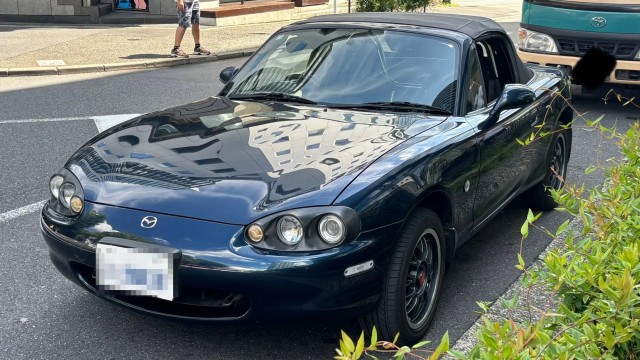 2000 Mazda Roadster Special Package