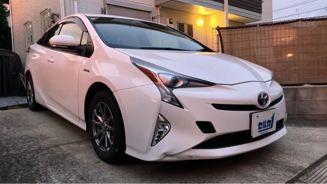 2016 Toyota Prius S Touring Selection