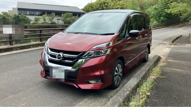 2017 Nissan Serena Highway Star