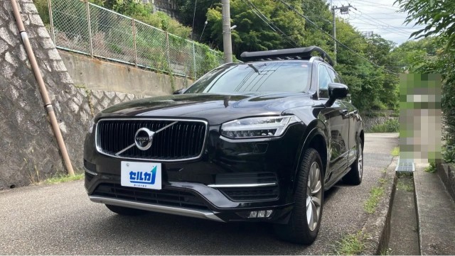 2018 Volvo XC90 T5 AWD Momentum