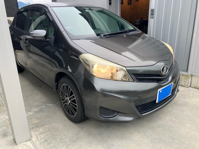 2011 Toyota Vitz 5D F