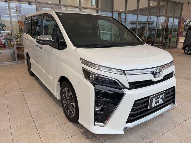 2022 Toyota Voxy 2.0 ZS Kirameki III