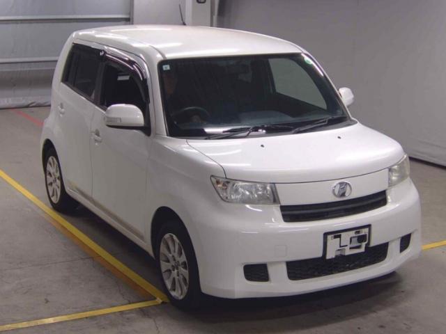 2015 Toyota bB S