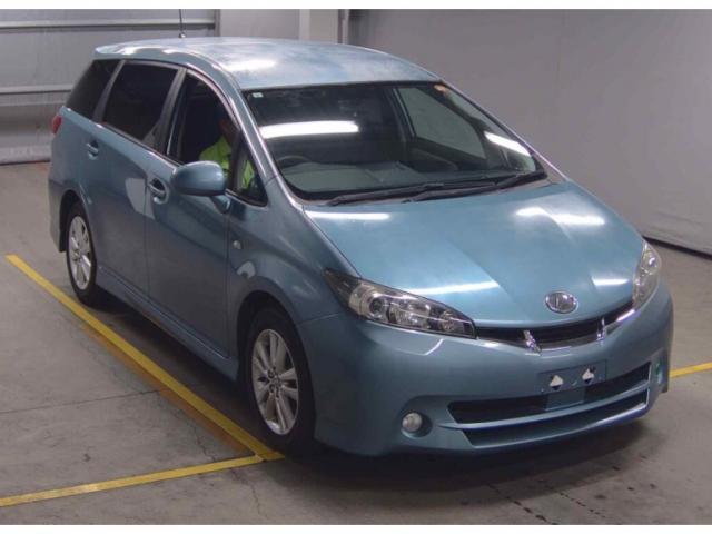 2011 Toyota Regiusace Van 1.8S