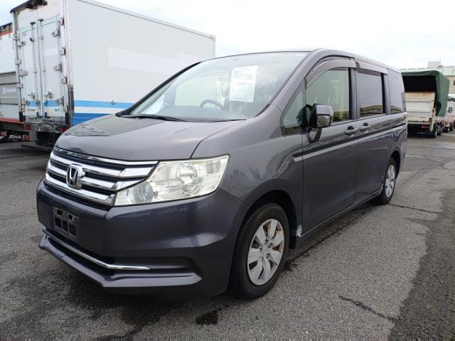 2014 Honda Step Wagon G