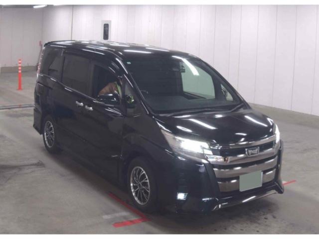 2019 Toyota Noah Si Double Bee?