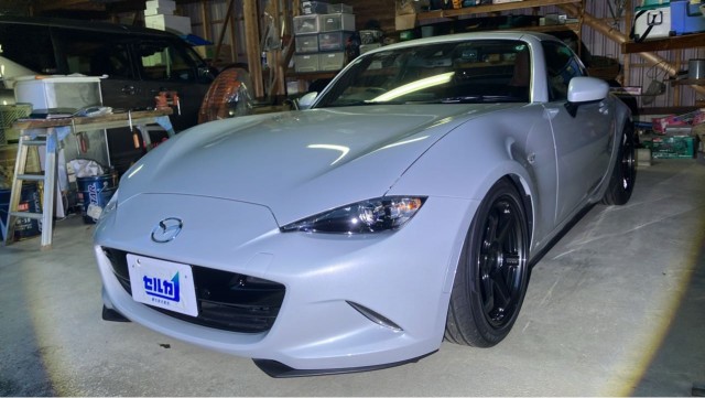 2019 Mazda Roadster RF VS