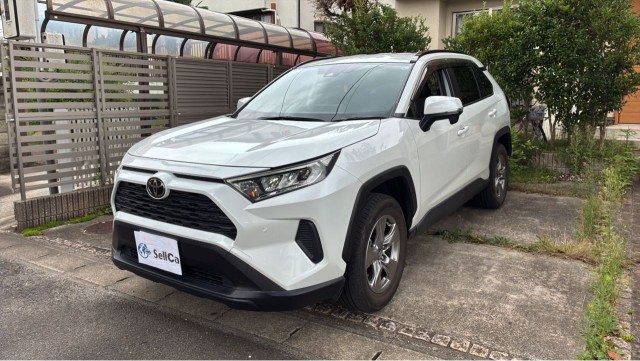 2023 Toyota RAV4 5D X