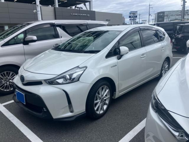2018 Toyota Prius a S Touring Selection