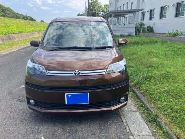 2015 Toyota Spade F