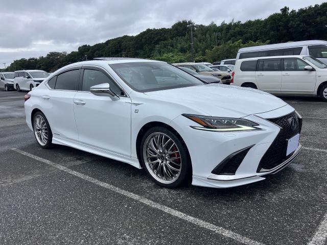 2019 Lexus ES ES300h F Sport User Trade-in TRD Aero Moonroof 12.3-inch Navigation RCC