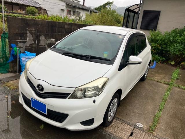2011 Toyota Vitz 5D F