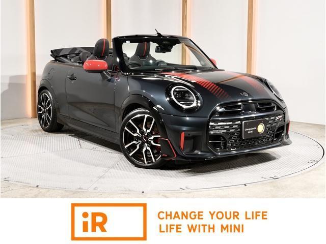 2025 MINI Convertible John Cooper Works Convertible JCW Trim