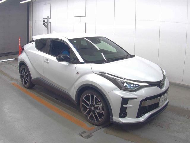 2023 Toyota C-HR S-T GR Sport