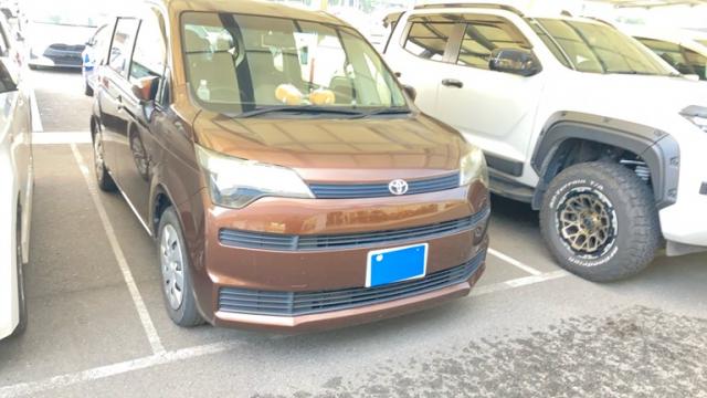 2014 Toyota Spade Y