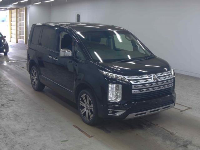 2022 Mitsubishi Delica D5 P 4WD