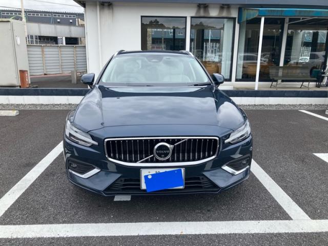 2025 Volvo V60 Ultra B4