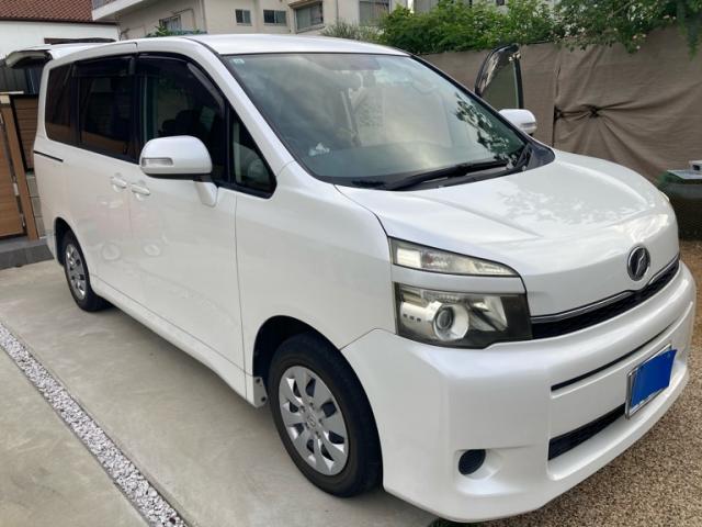 2011 Toyota Voxy Trans X