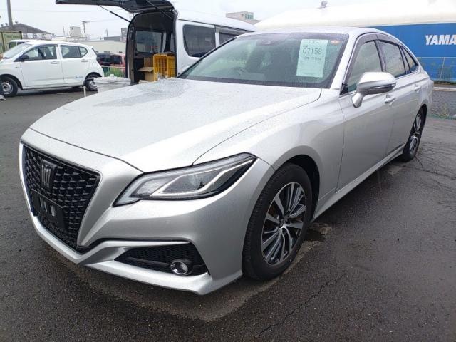 2019 Toyota Crown S