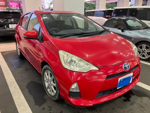 2013 Toyota Aqua S