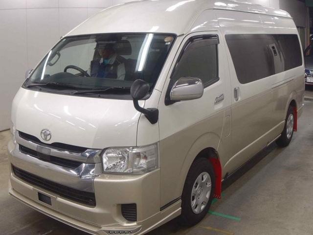 2020 Toyota Hiace Wagon Grand Cabin 4WD