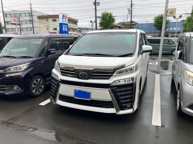 2021 Toyota Vellfire Golden Eyes 2