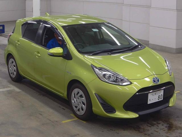 2017 Toyota Aqua S