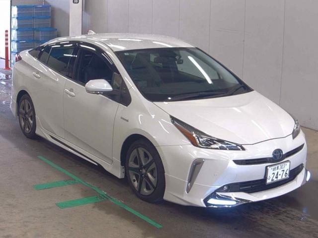 2020 Toyota Prius A Touring Selection