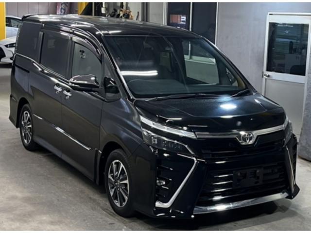 2021 Toyota Voxy ZS Kirameki 3