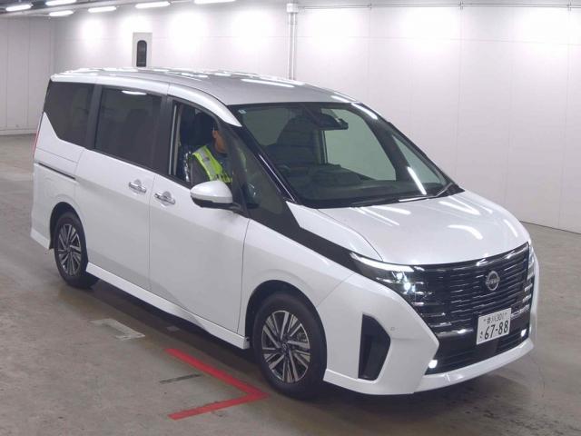 2025 Nissan Serena Highway Star V