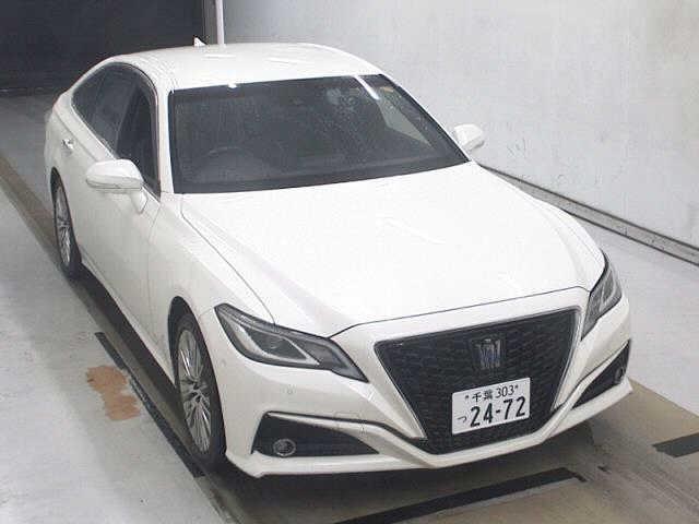 2020 Toyota Crown Hybrid S Elegance Style