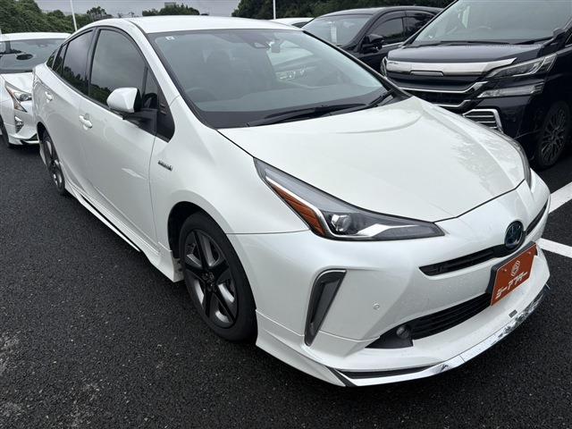 2019 Toyota Prius 1.8S Touring Selection