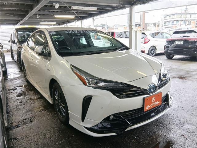 2020 Toyota Prius 1.8A