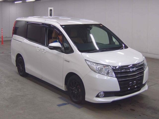 2017 Toyota Noah Hybrid Hybrid G