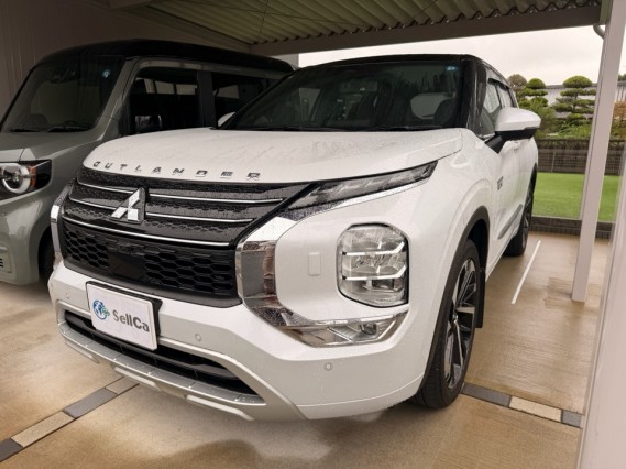 2024 Mitsubishi Outlander PHEV P