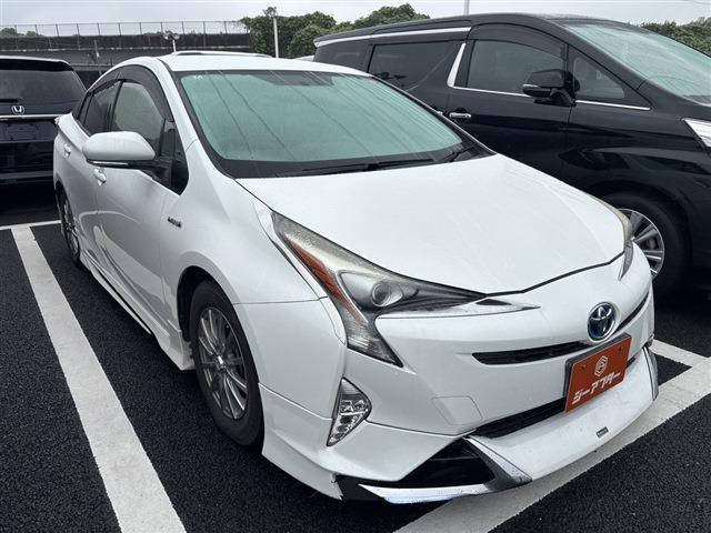 2016 Toyota Prius 1.8S Touring Selection