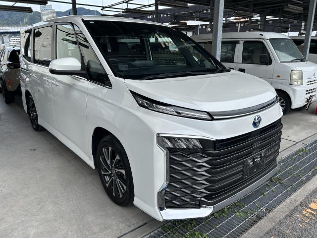 2023 Toyota VOXY Hybrid S-Z