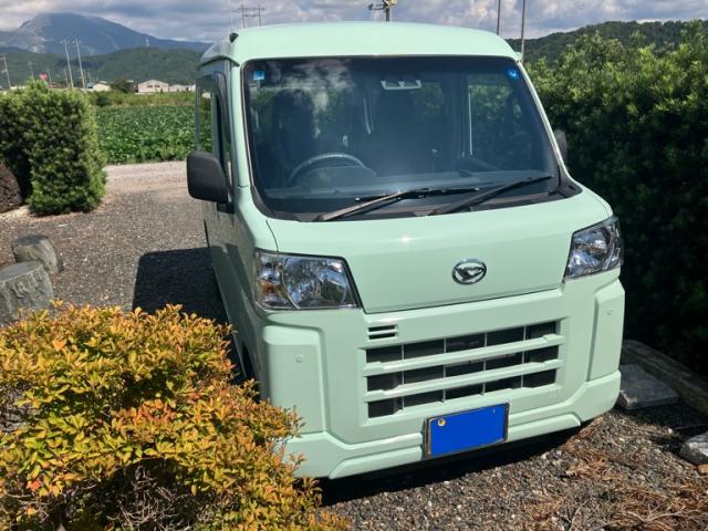 2022 Daihatsu Hijet Cargo Deluxe